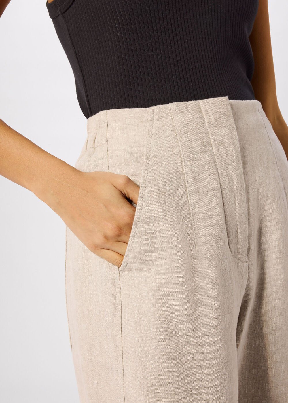 Linen Barrel Leg Trouser