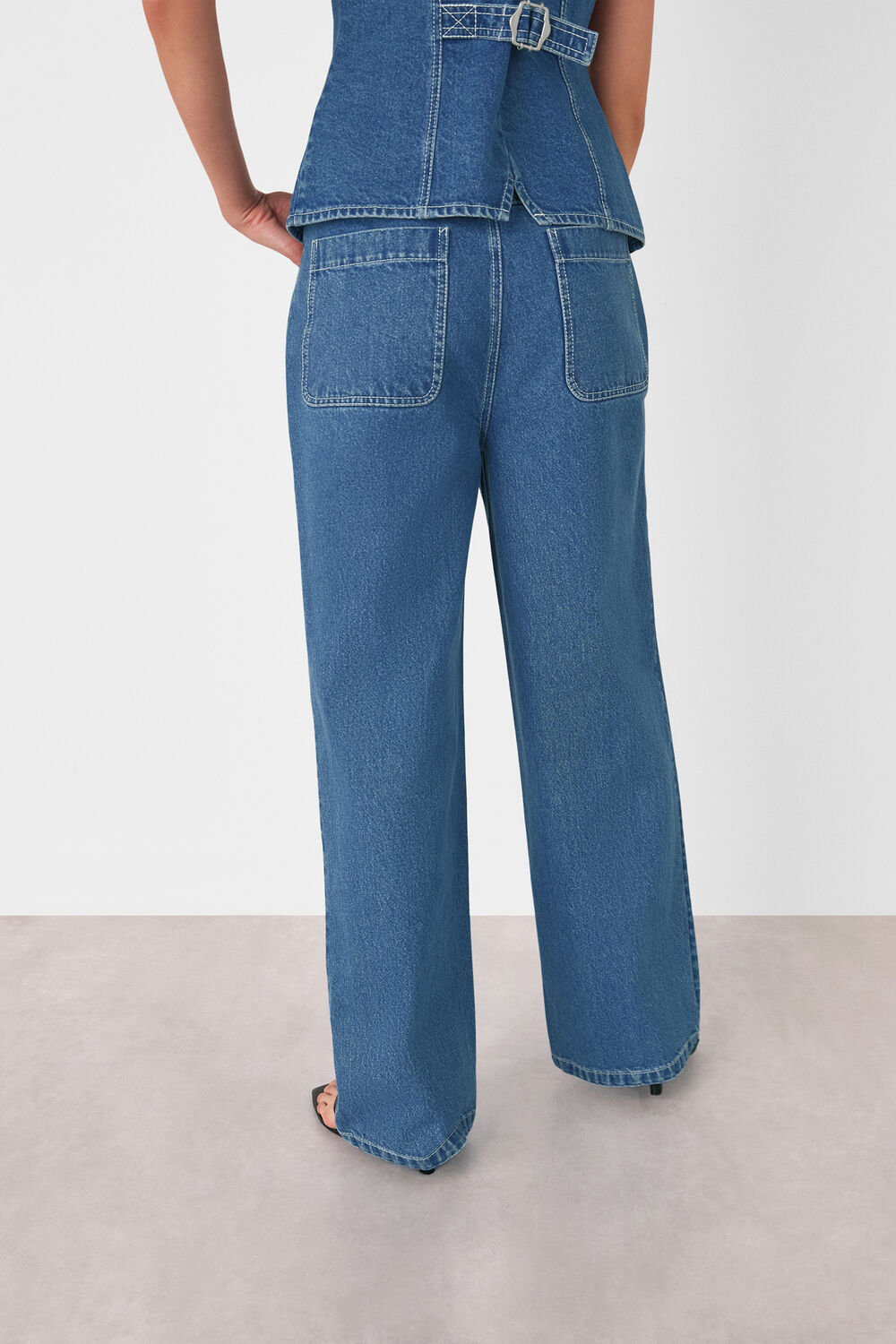 Denim Relaxed Straight Leg Jean