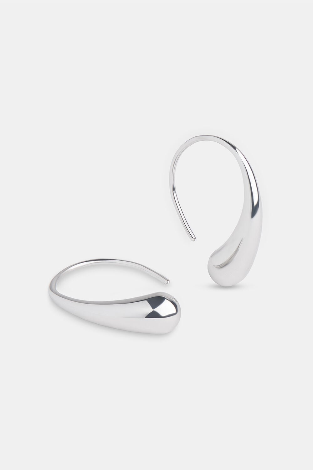 Curved Teardrop Wire Earring