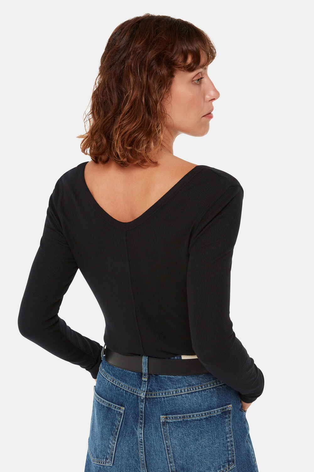 Essential Ribbed V Neck