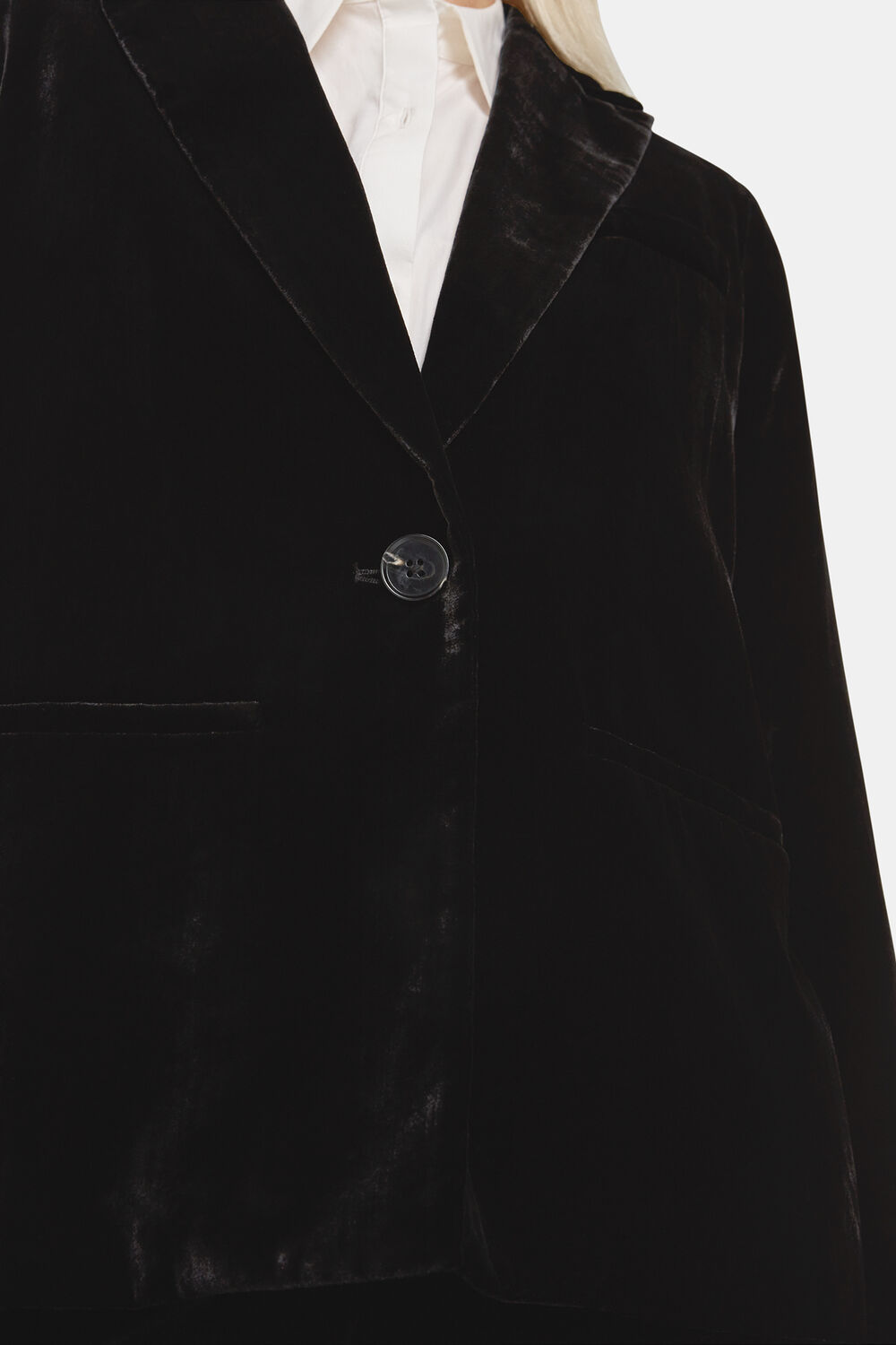 Petite Olivia Velvet Blazer