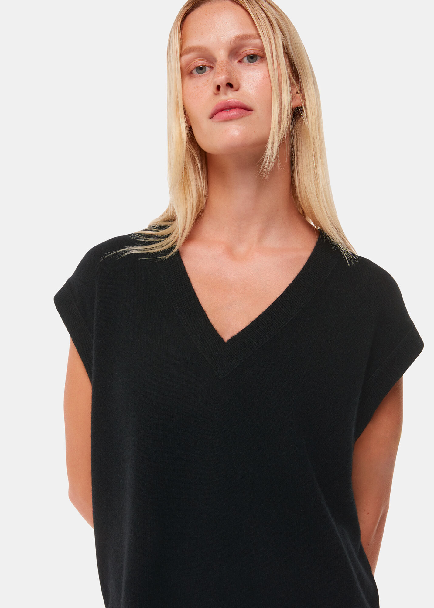 トップス CASHMERE V NECK PULLOVER KNIT VEST Luxe Cashmere V-Neck Vest – NAADAM