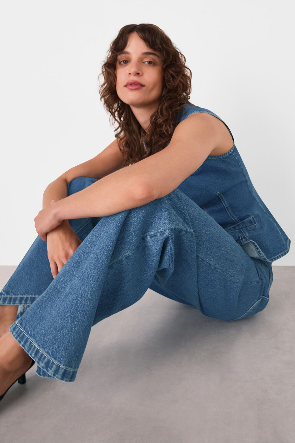 Denim Relaxed Straight Leg Jean