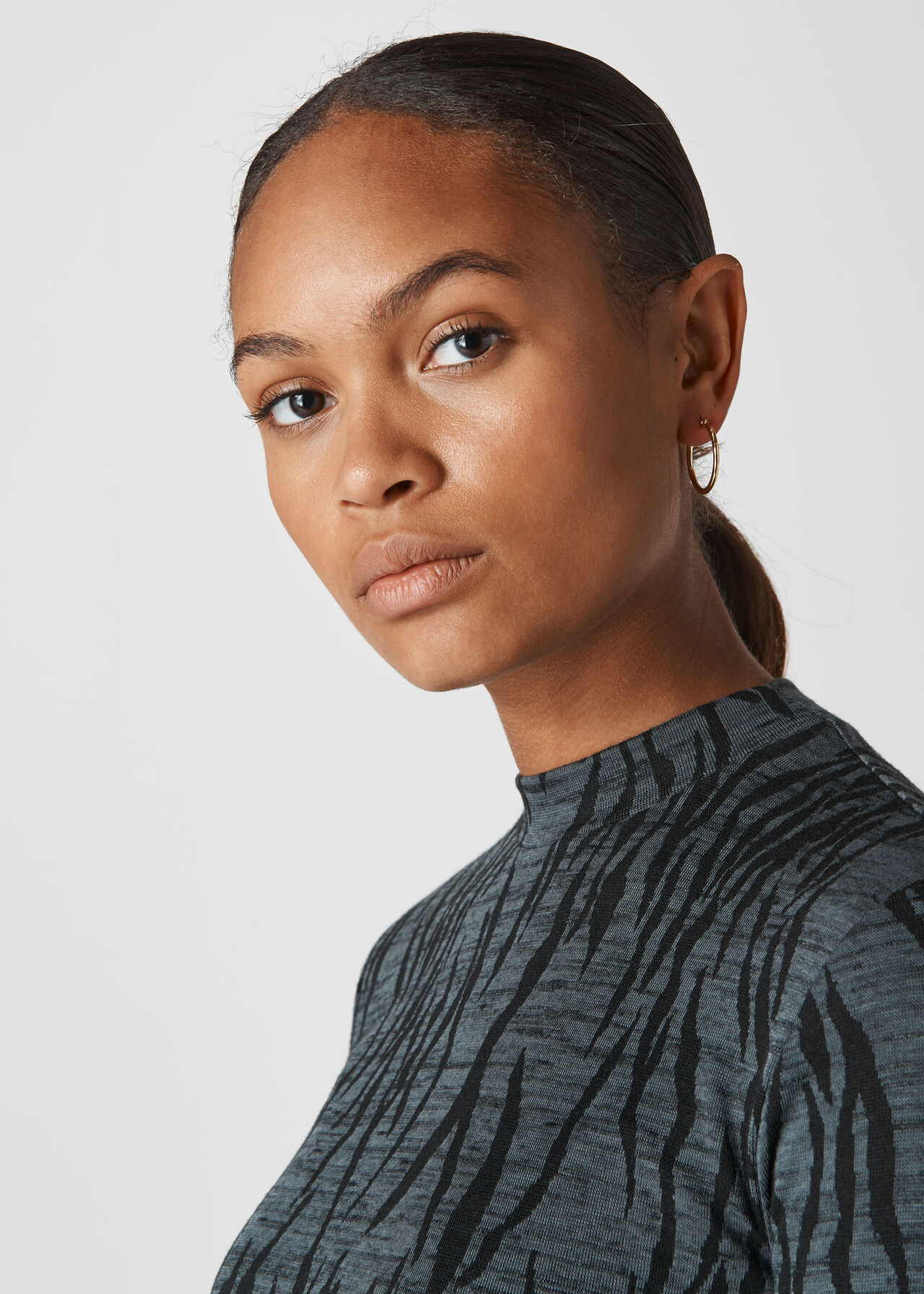 Classic Hoop Earring Gold