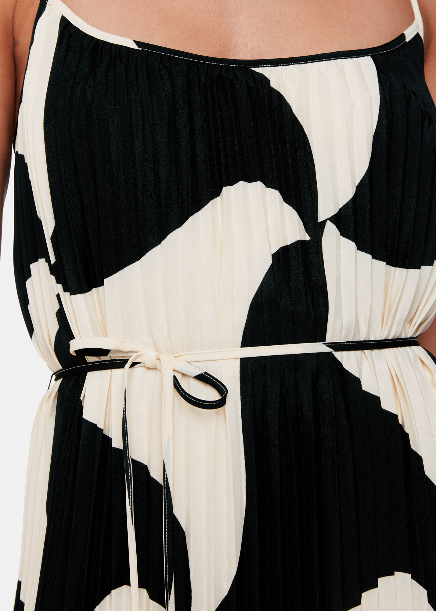 Black Triangle Swirl Pleated Dress