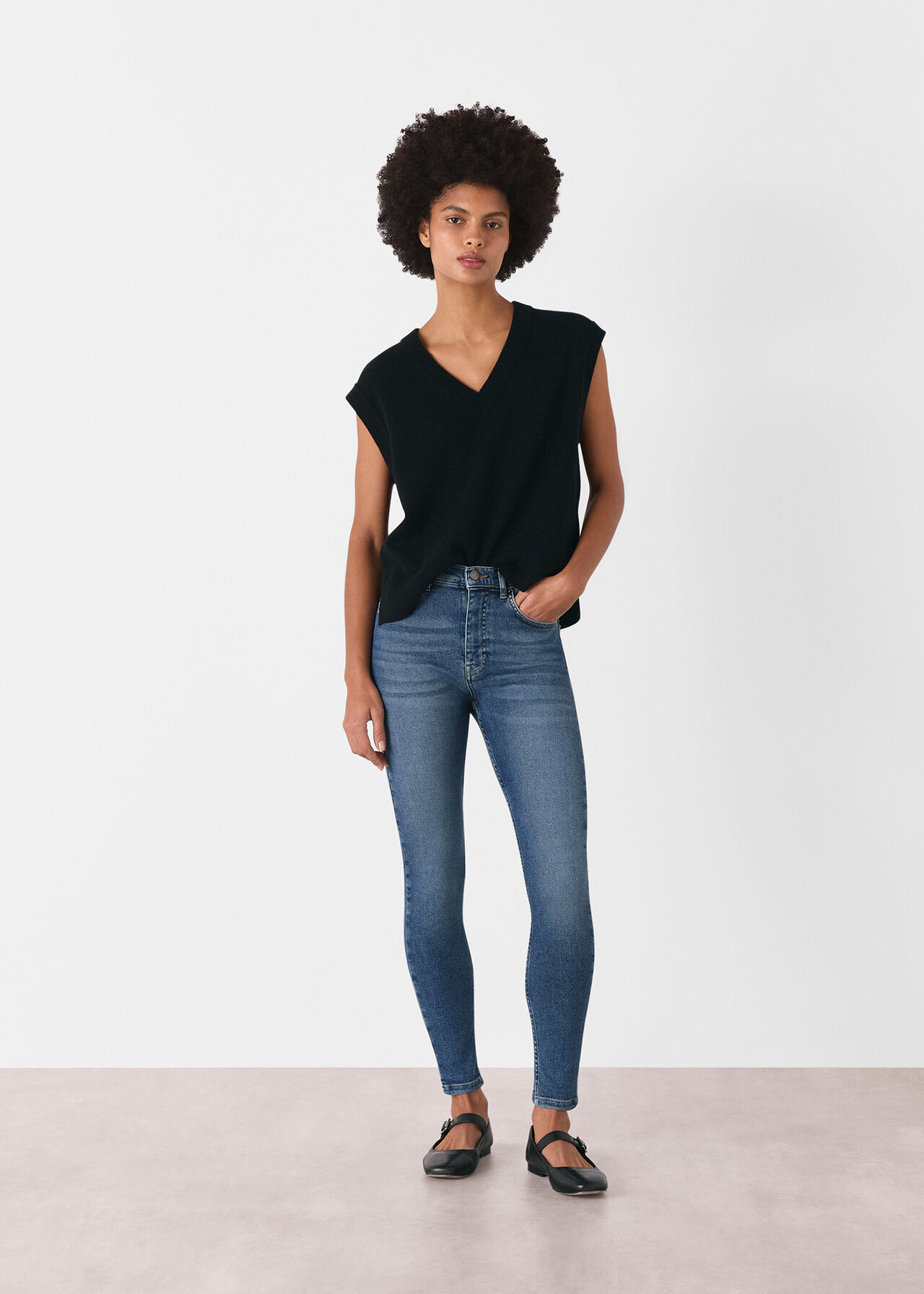 Stretch Sculpted Skinny Jean