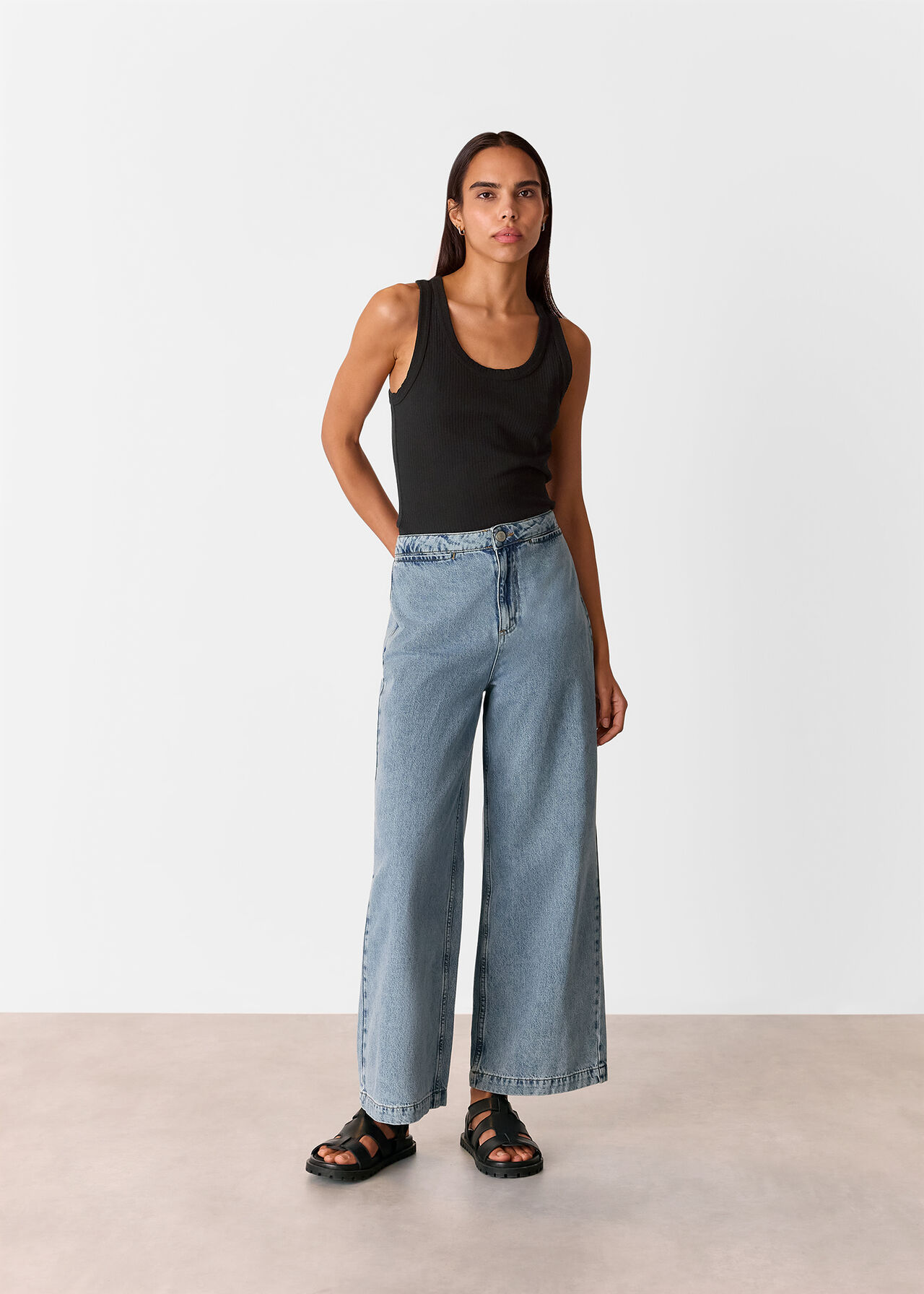Ultimate Ribbed Scoop Vest