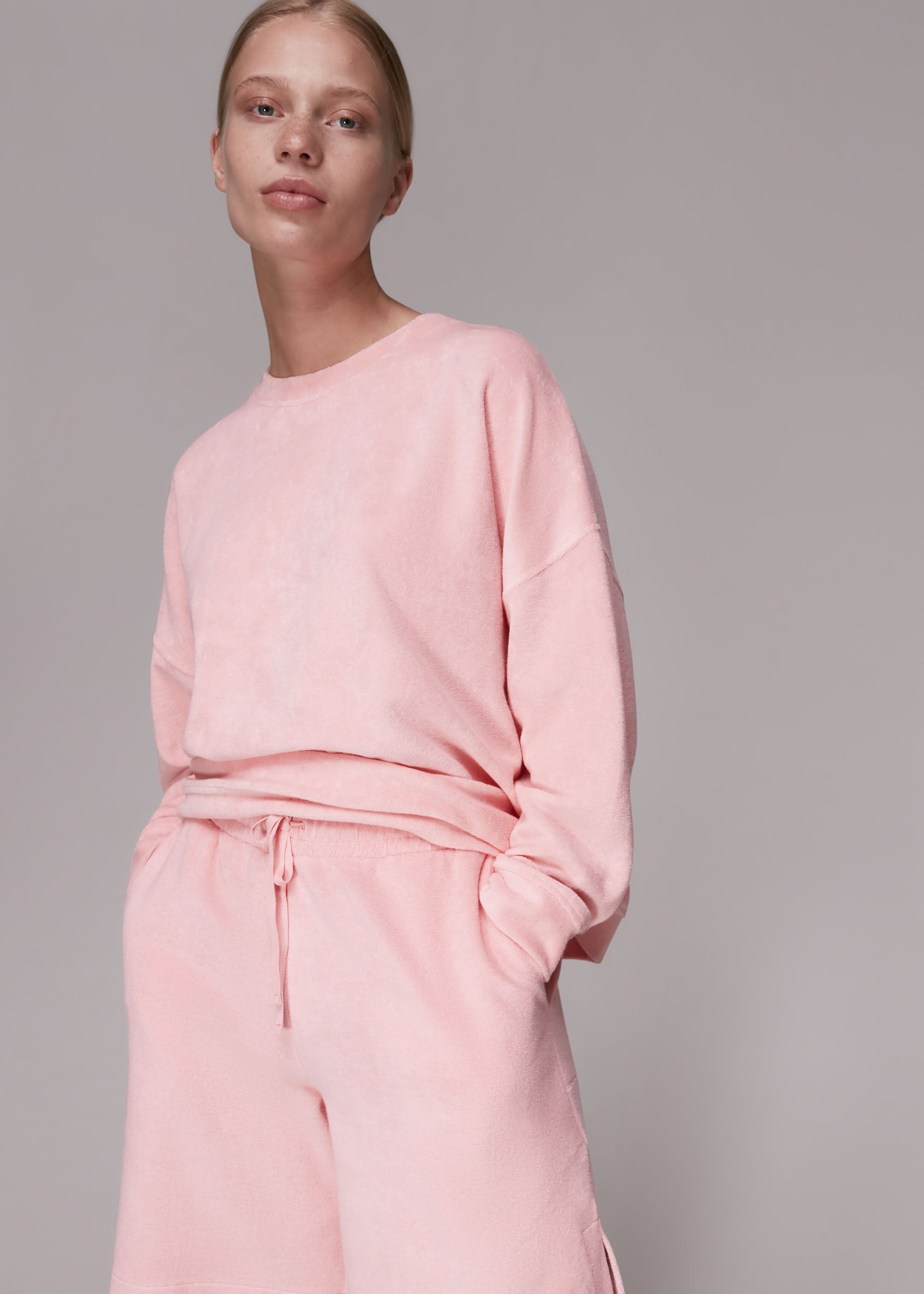 Pink long shorts top