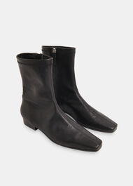 Square Toe Flat Sock Boot