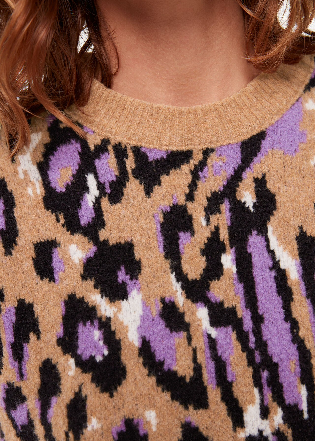 Waving Leopard Jacquard Knit