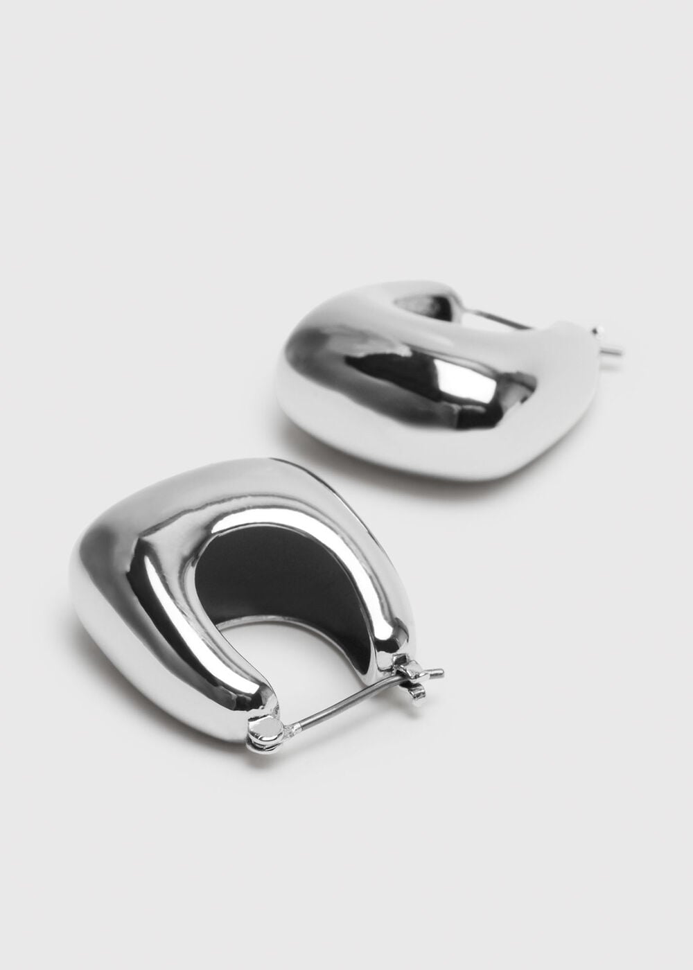 Chunky Curved Square Earring