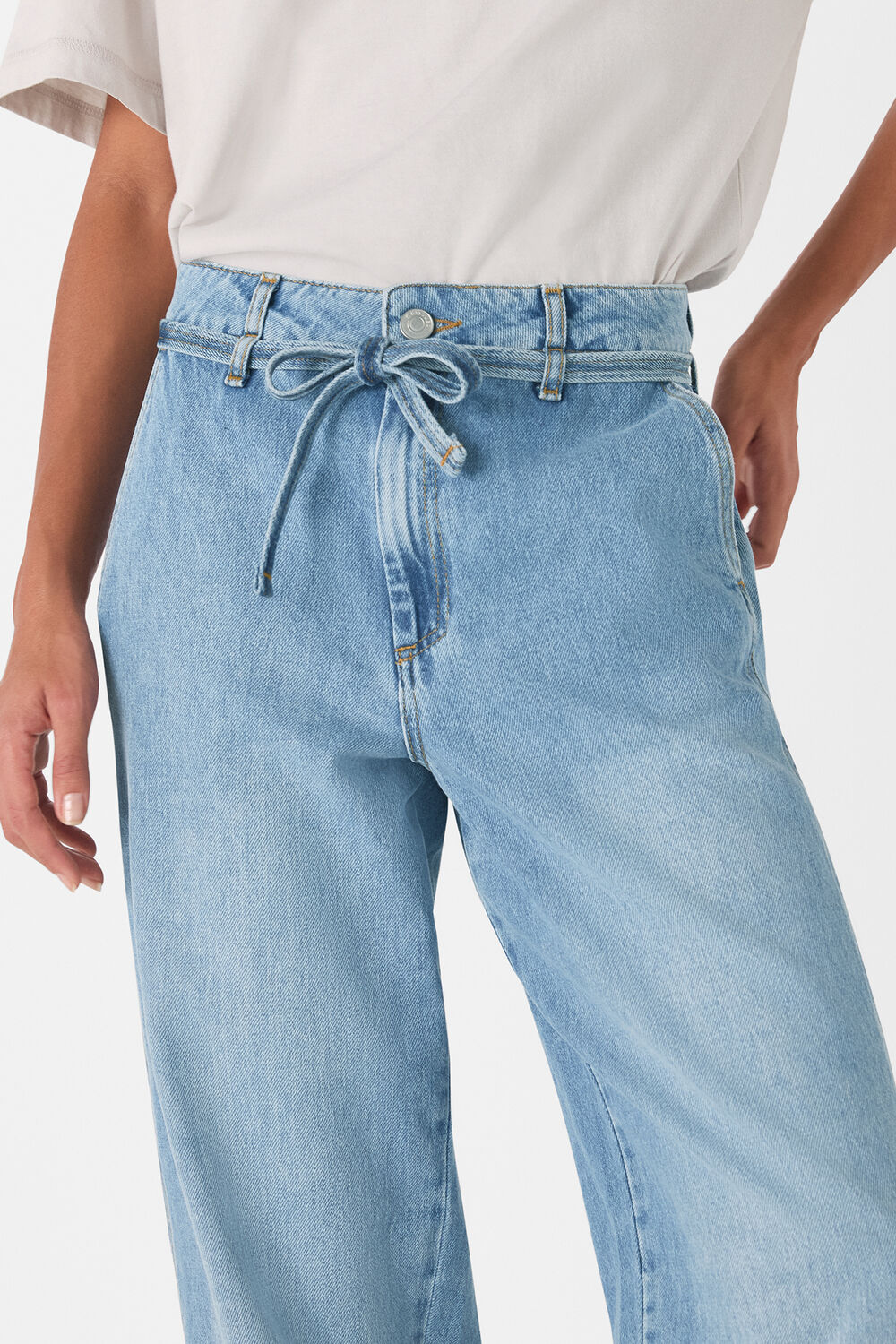 Tie Waist Barrel Leg Jean