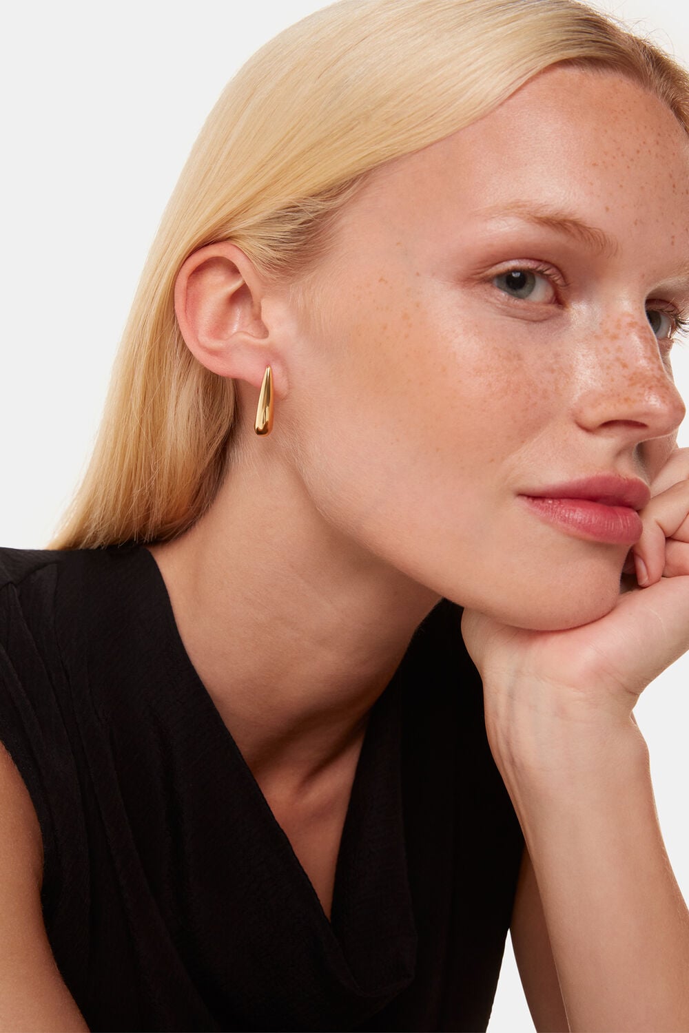 Mini Curved Earring