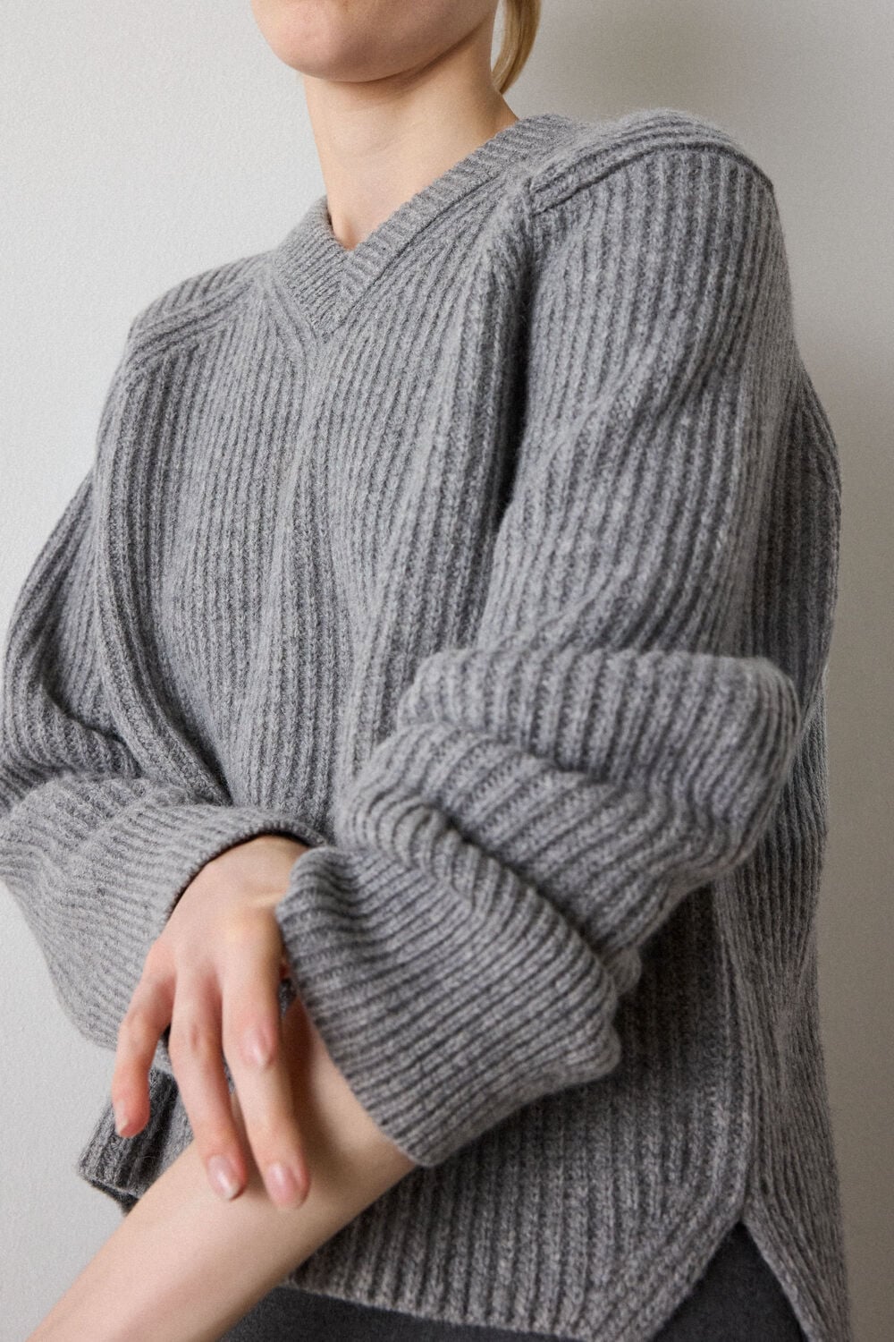 Grey Wool Chunky V Neck Rib Knit