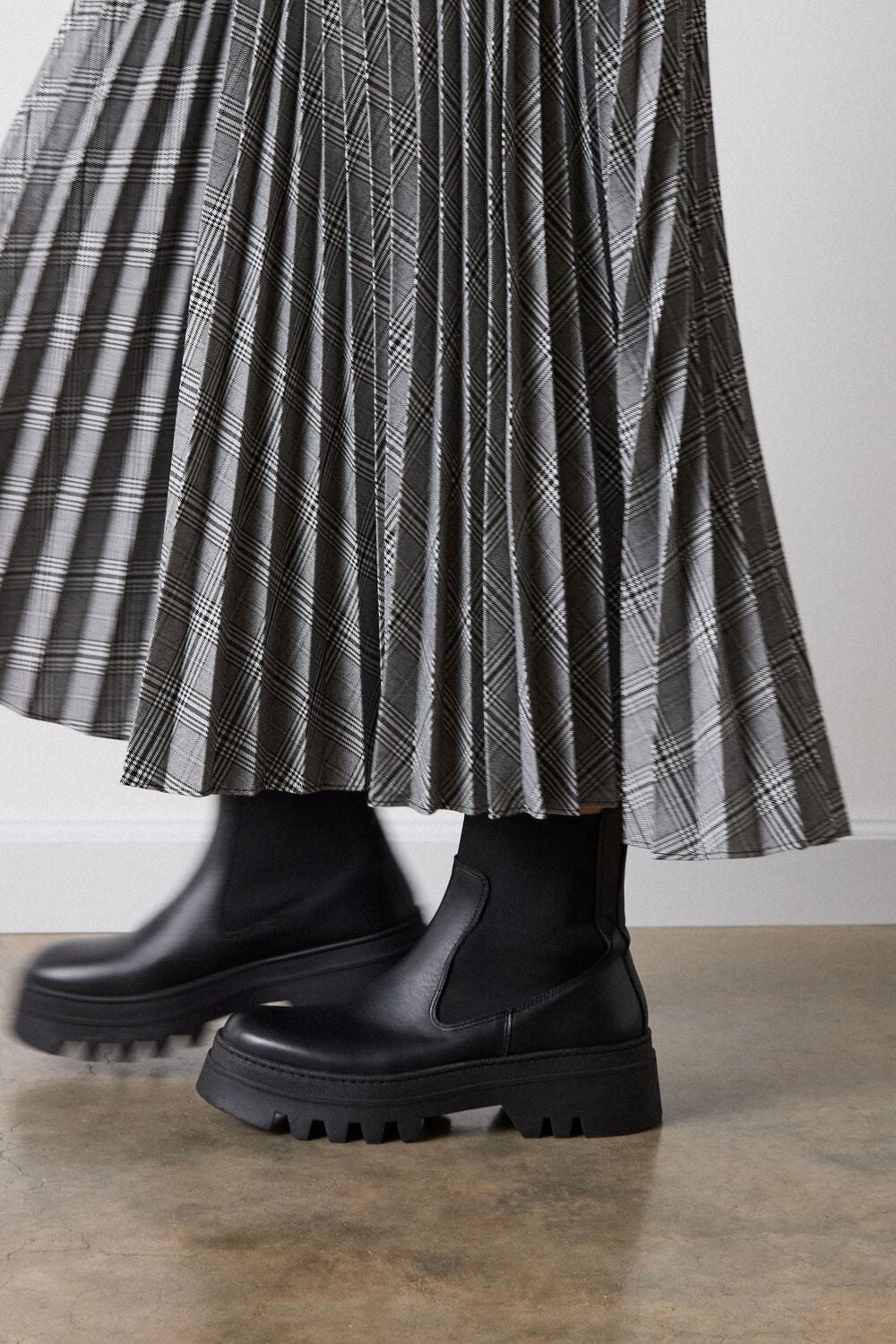 Hatton Chunky Chelsea Boot