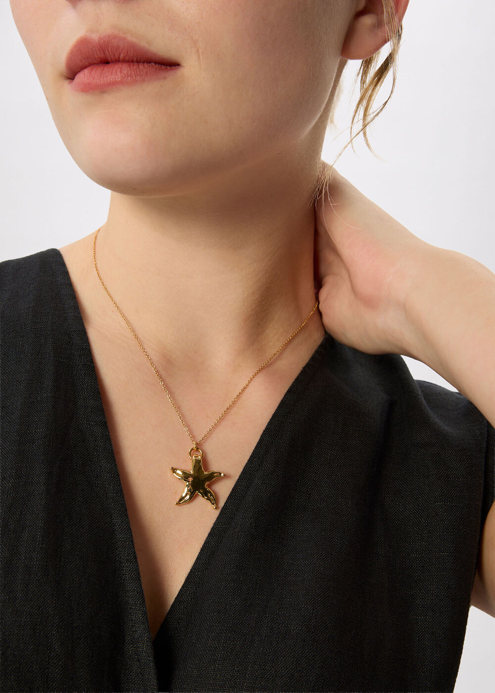 Starfish Pendant Necklace