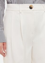 Petite Bethany Barrel Leg Trouser