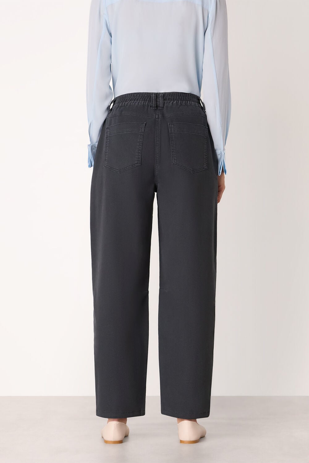 Black Casual Cotton Barrel Trouser