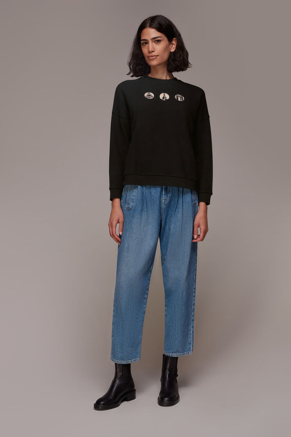 Landmark Motif Sweat