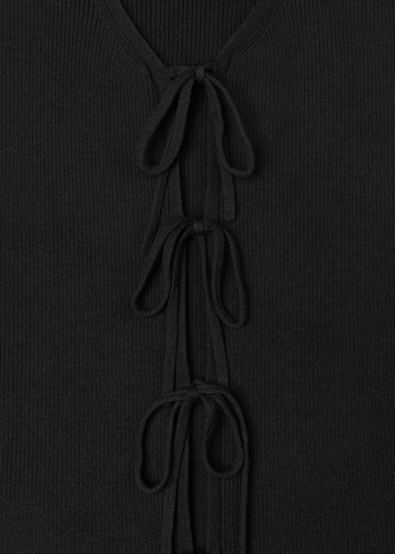 Tie Front Detail Tank