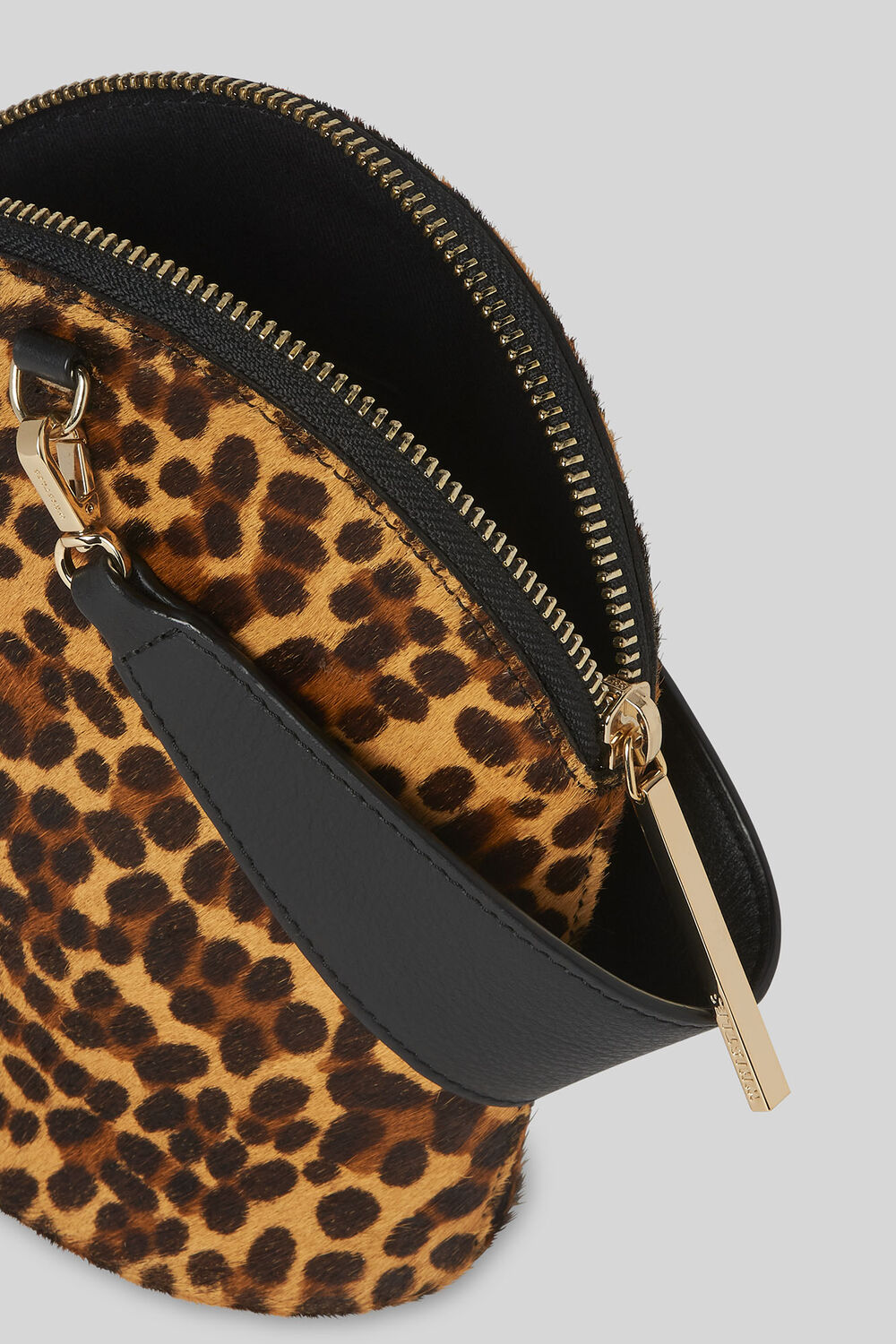 Leonard Leopard Wristlet