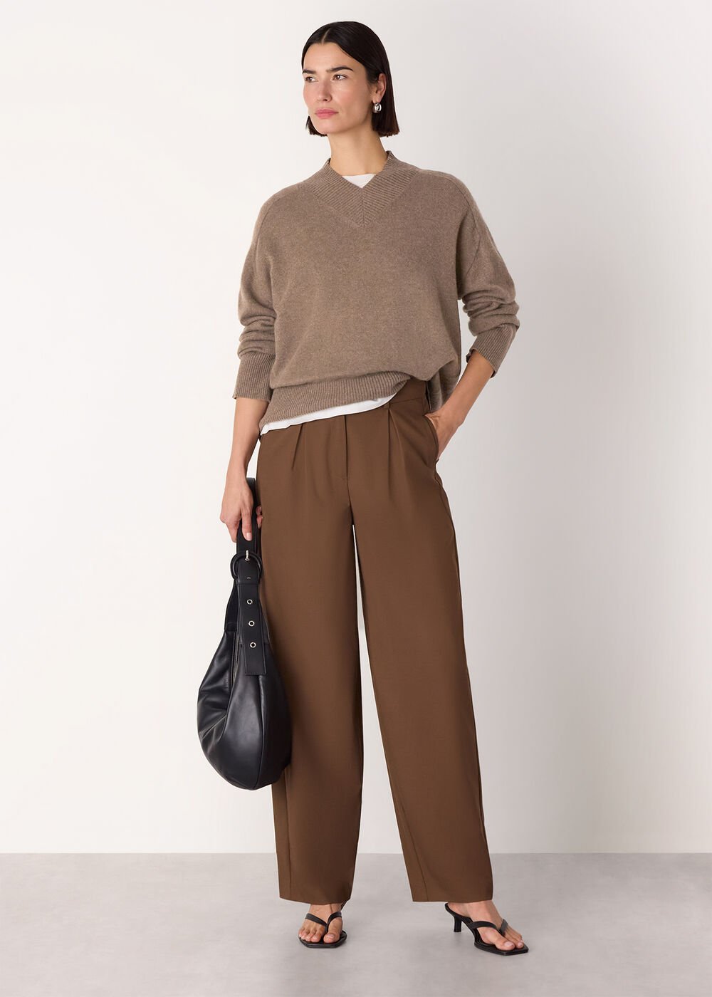 Cashmere V Neck Knit