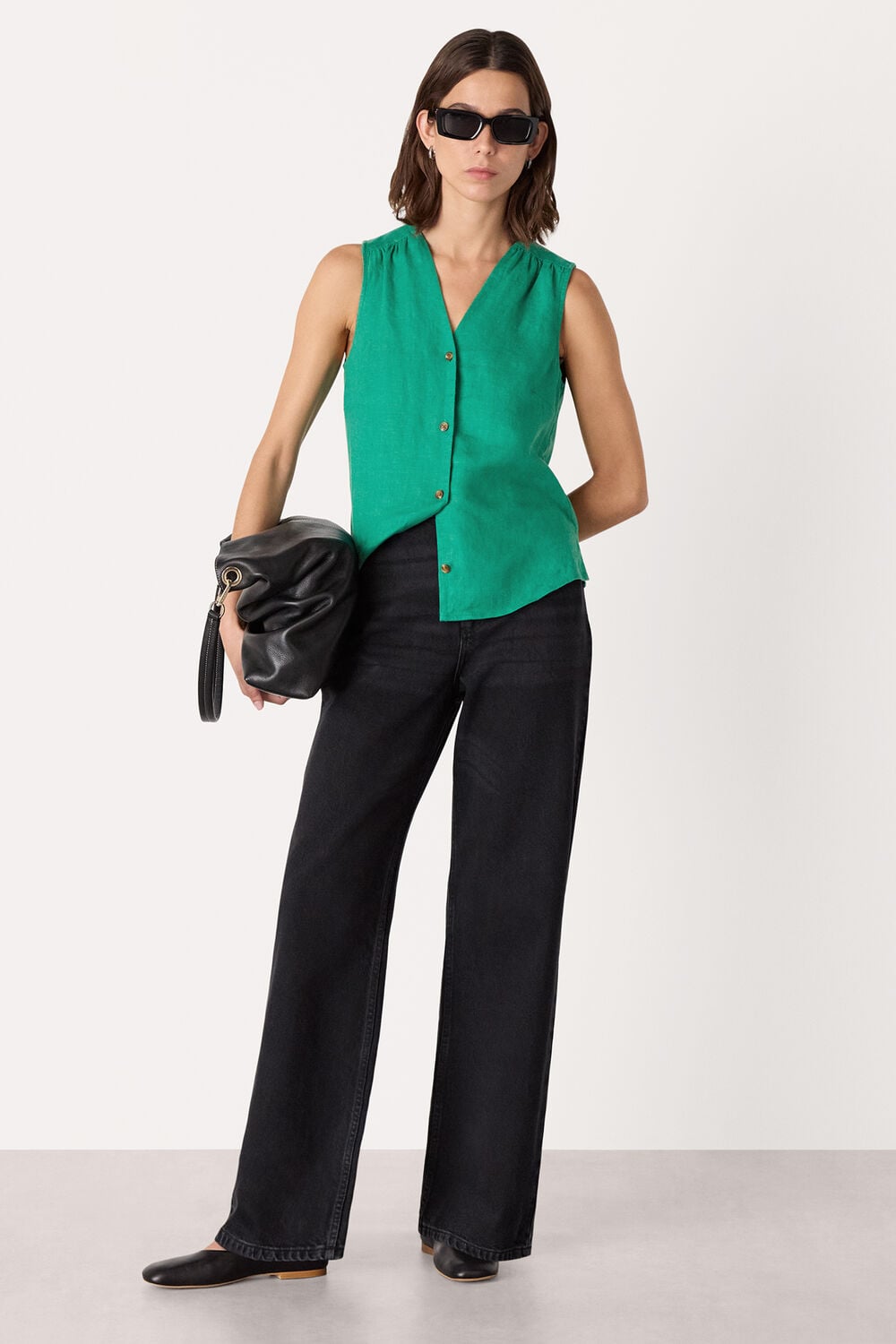 Laura Linen Tank