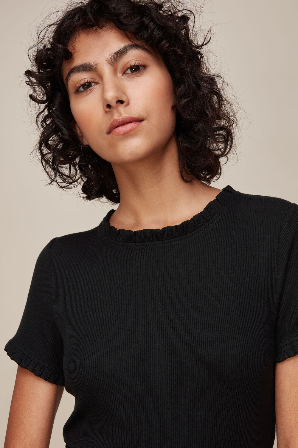 Rib Frill Detail Tshirt Black