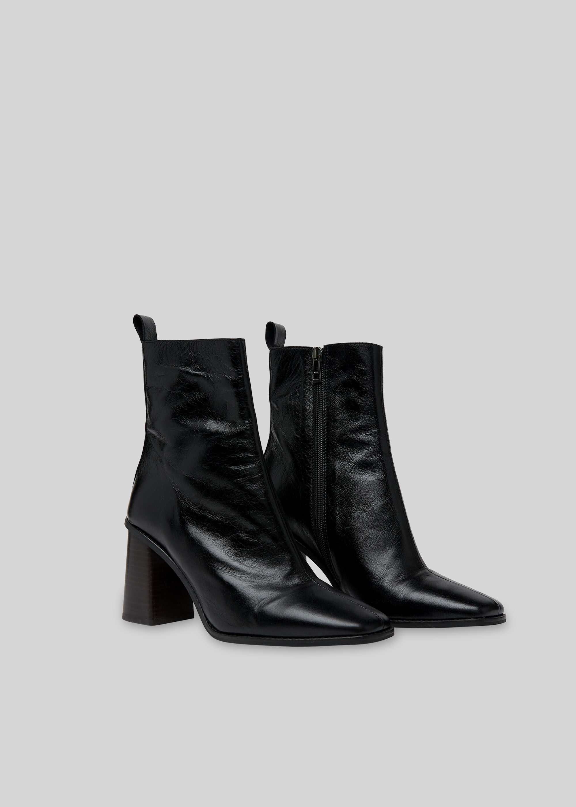 Black Grange Ankle Boot