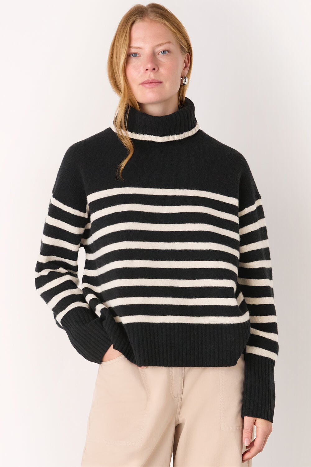 Stripe Wool Roll Neck