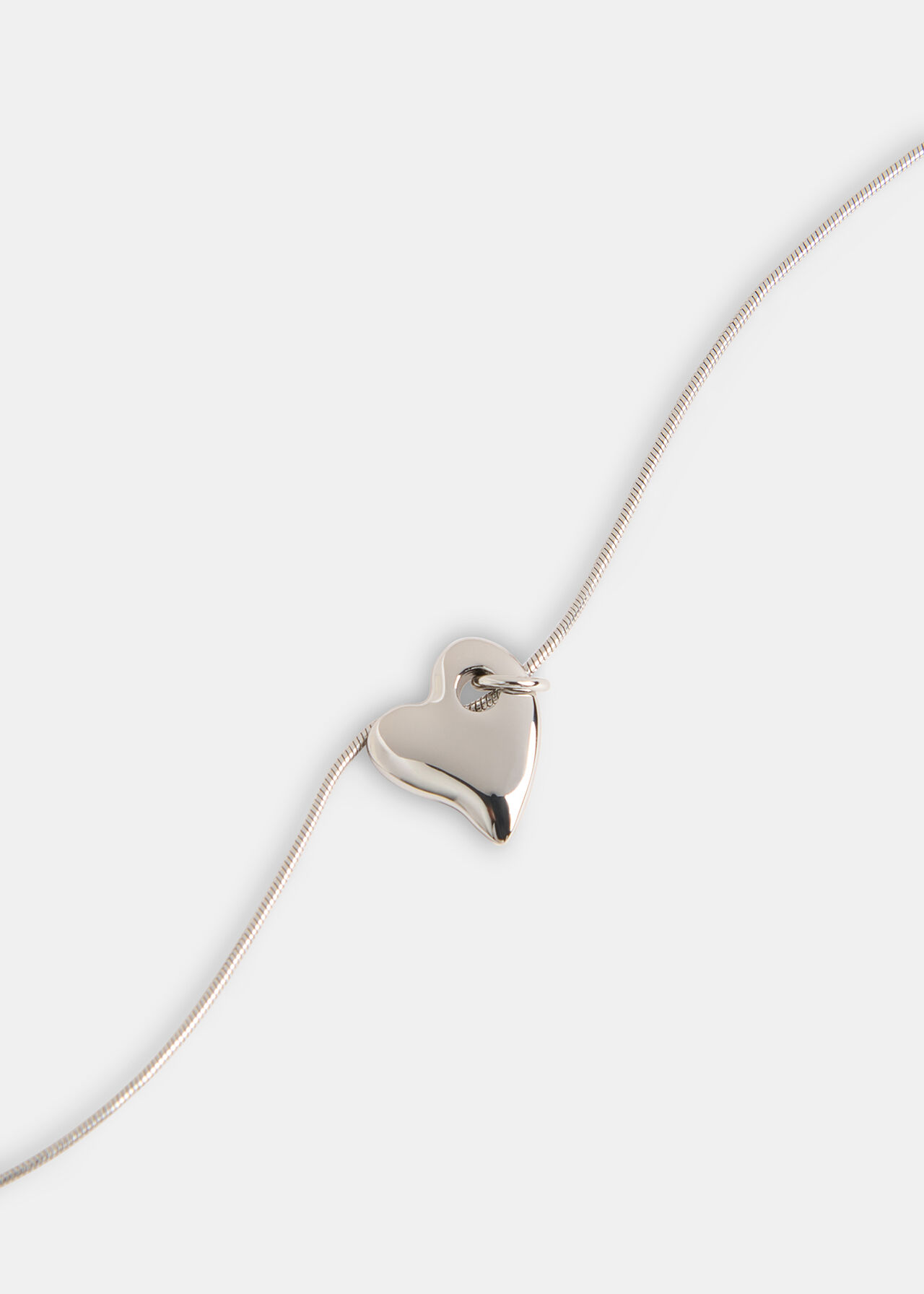 Curved Heart Chain Necklace