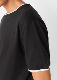 Contrast Piping Detail Tee
