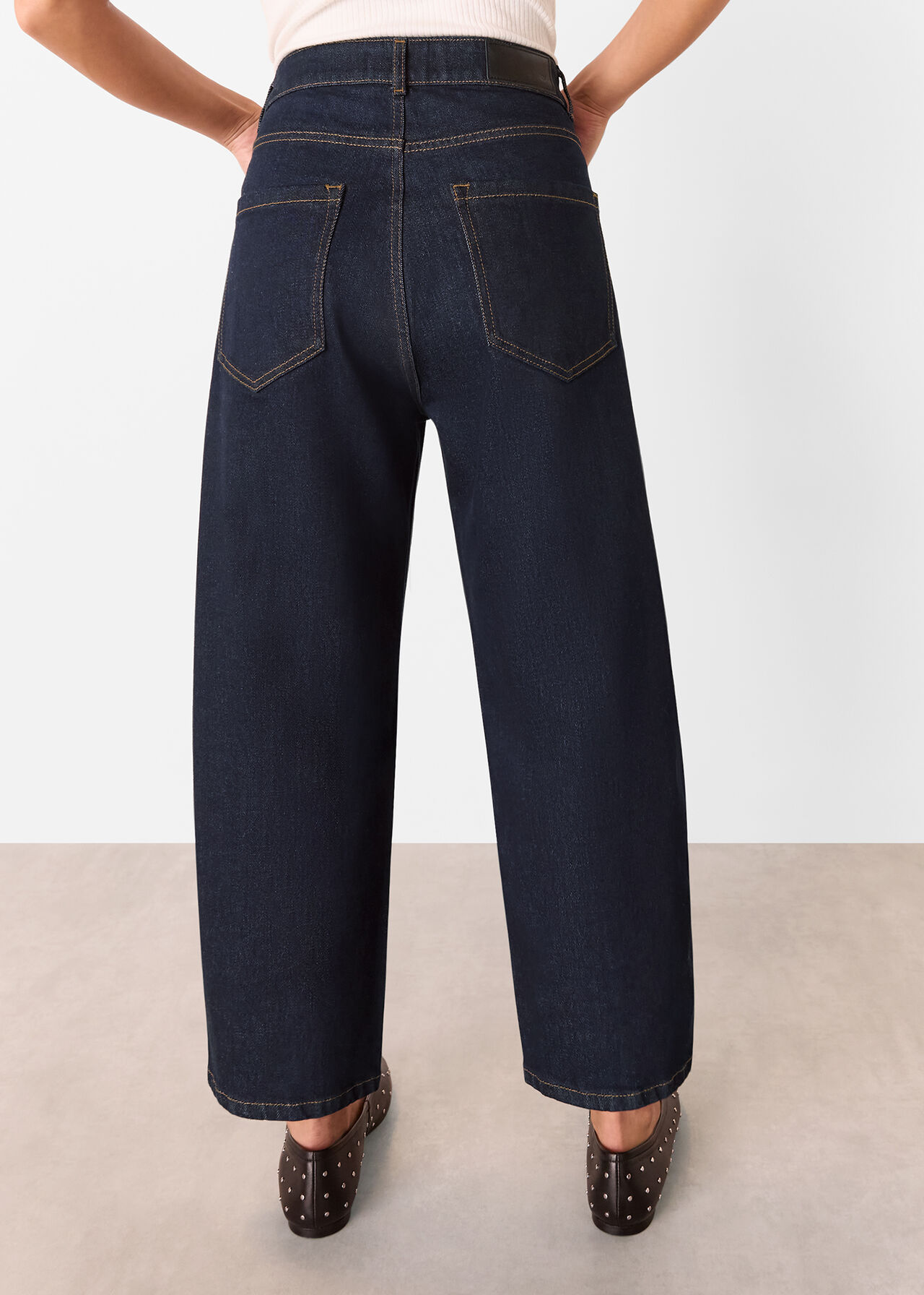 Petite Stretch Barrel Leg Jean