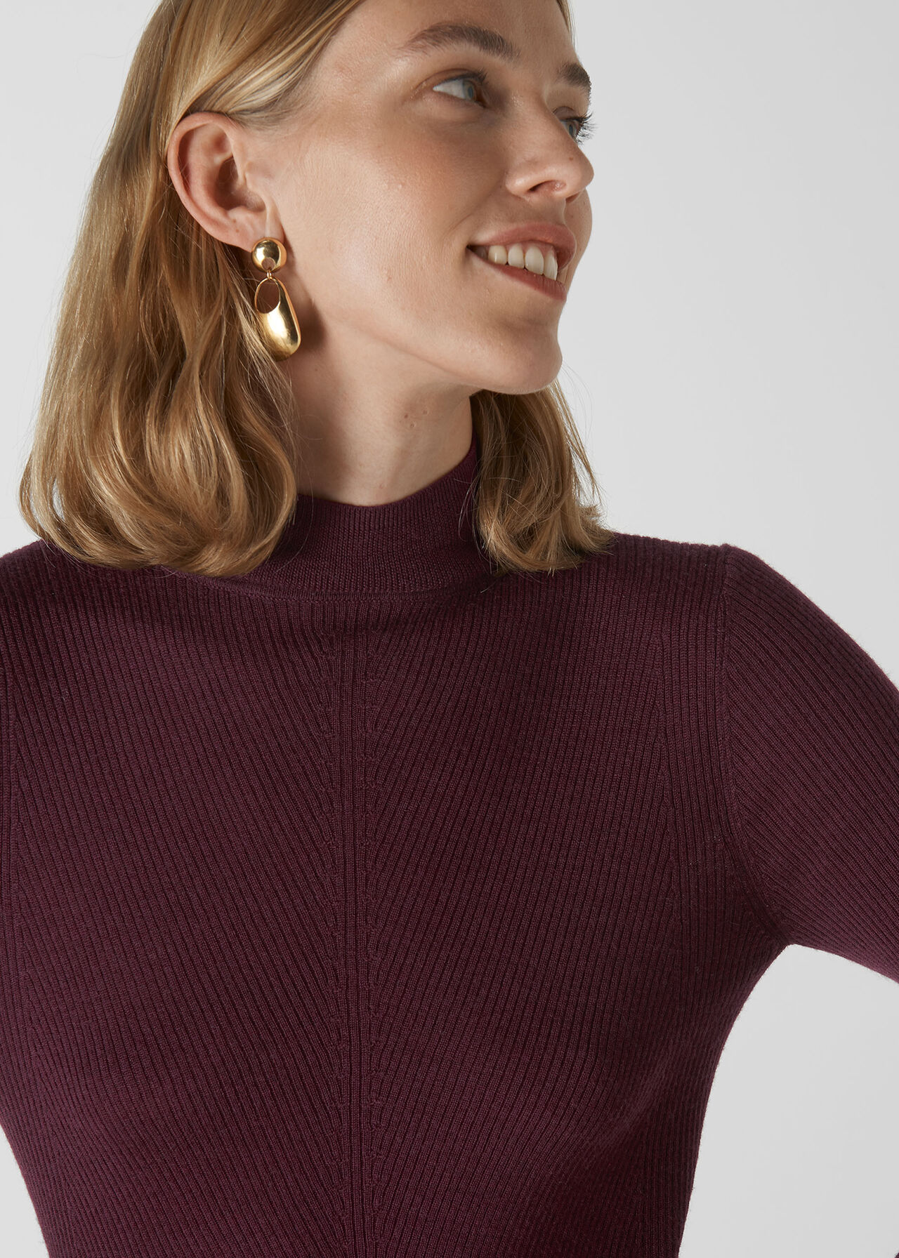 Merino Wool Roll Neck Knit Burgundy