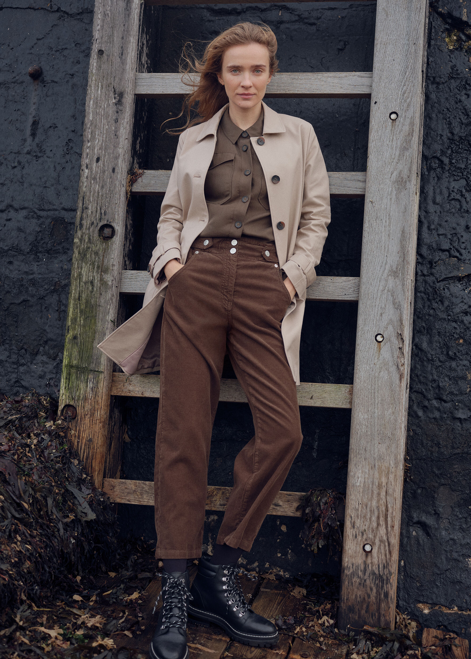 Khaki Paperbag Corduroy Jean | WHISTLES 