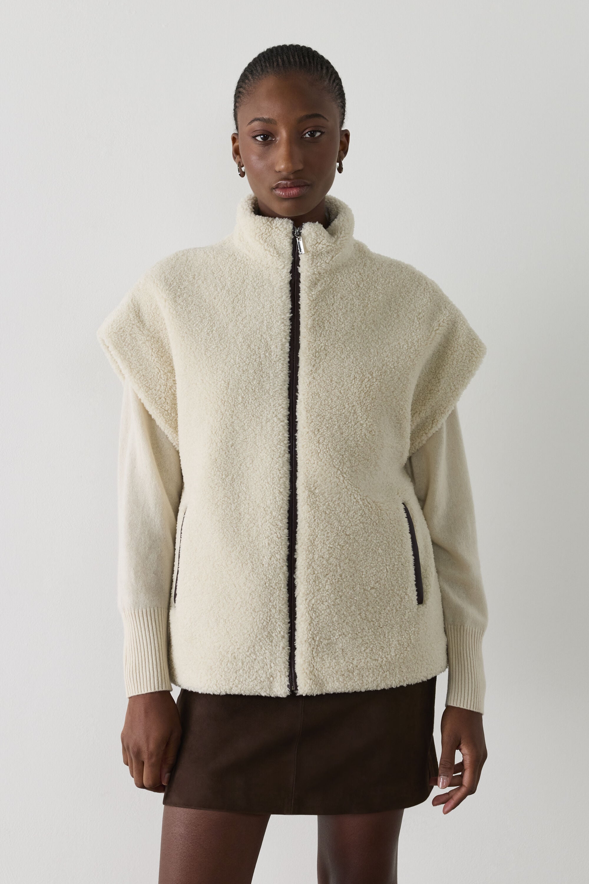 【blair】MAISON SPECIAL Side Hole Gilet Ivory Faux Borg Fleece Gilet | WHISTLES | Whistles UK |