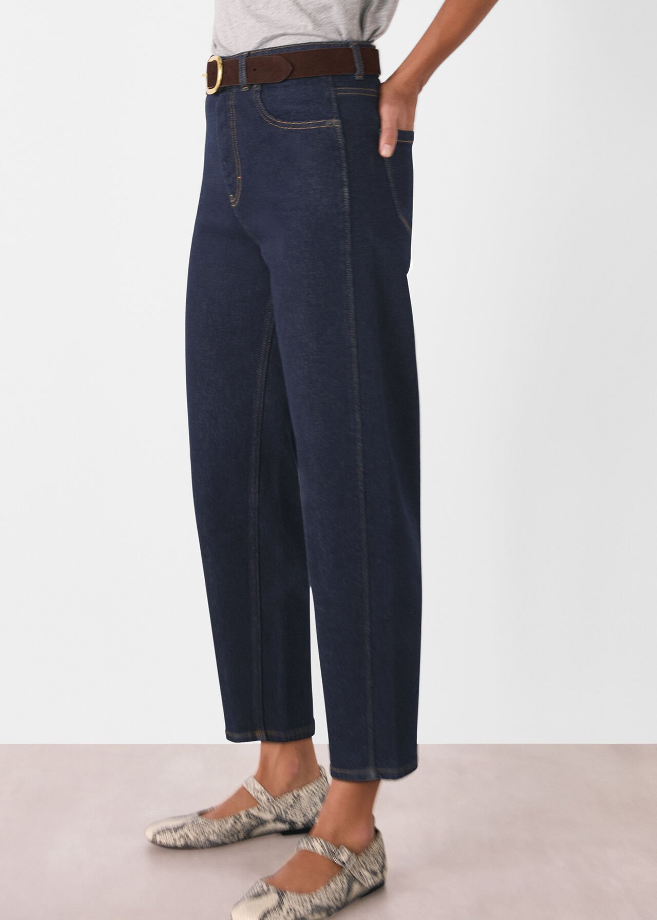 Stretch Barrel Leg Jean
