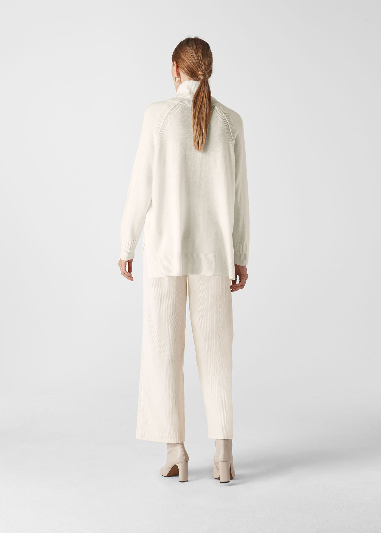Cashmere Roll Neck Sweater Ivory