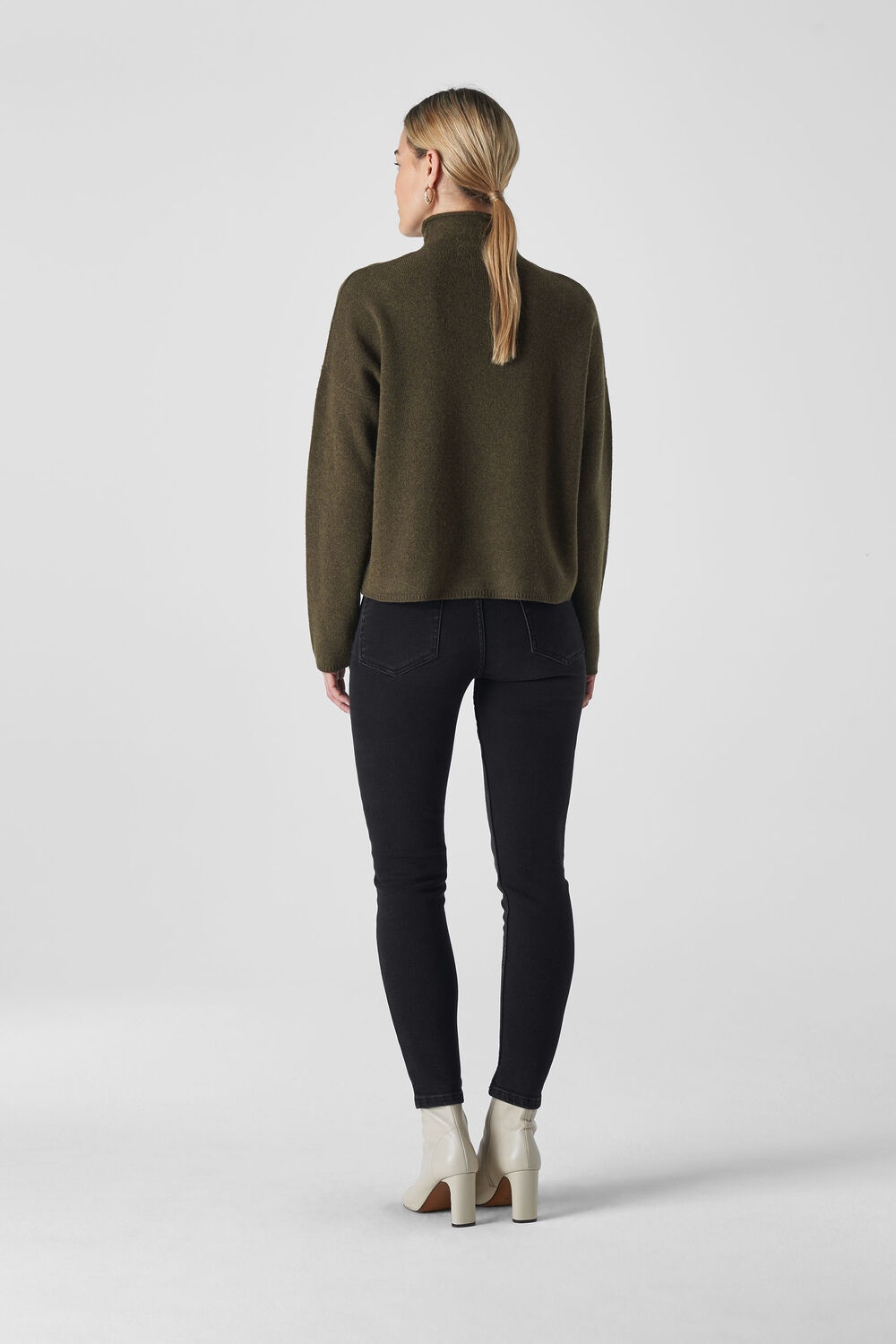 Stretch Sculpt Skinny Jean