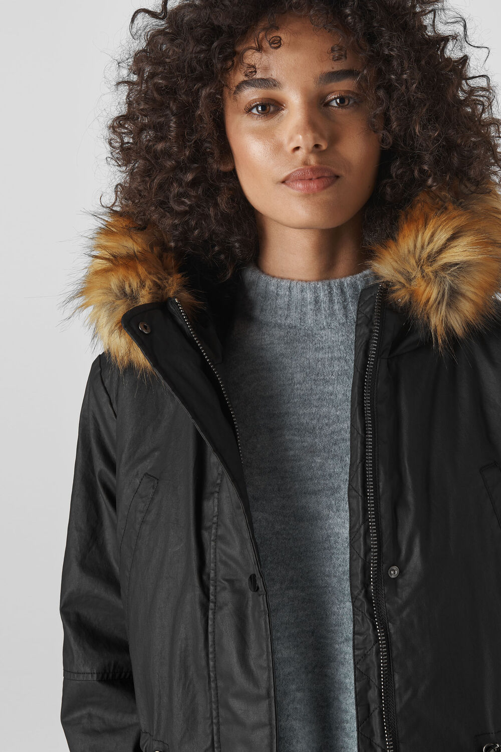 Willow Waxy Parka Black