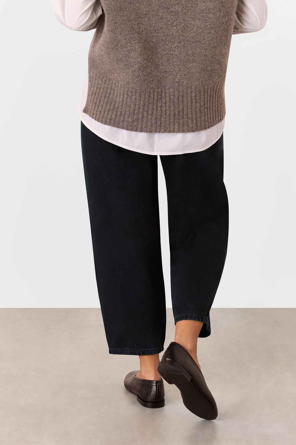 Petite Authentic Barrel Leg Jean