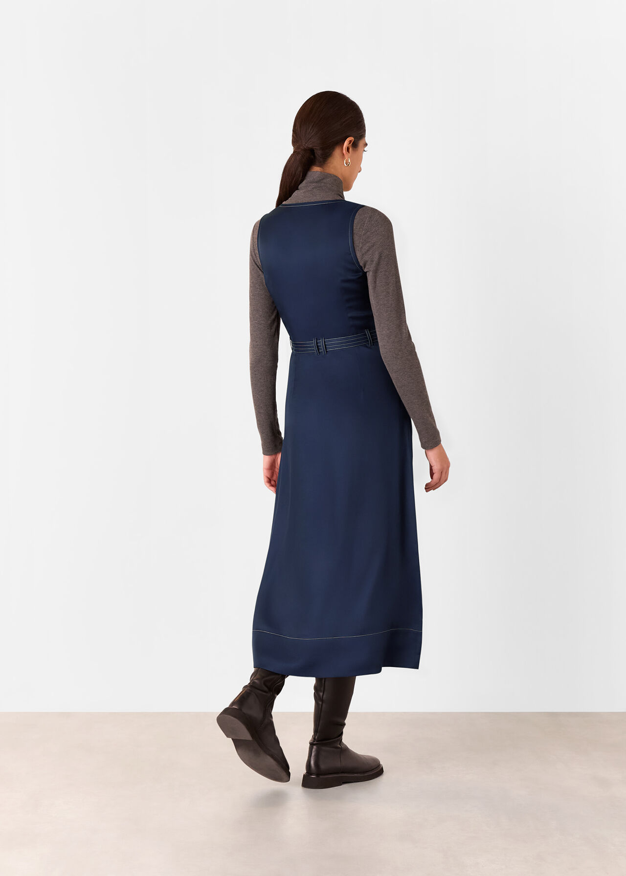 Karina Sleeveless Midi Dress