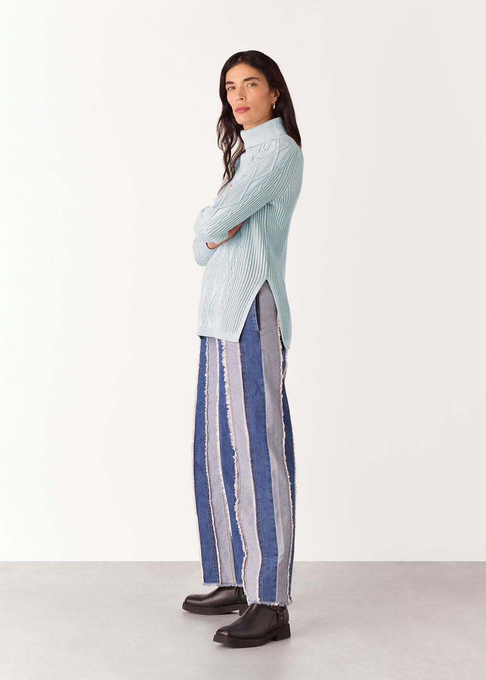 Aoife Fine Cable Roll Neck