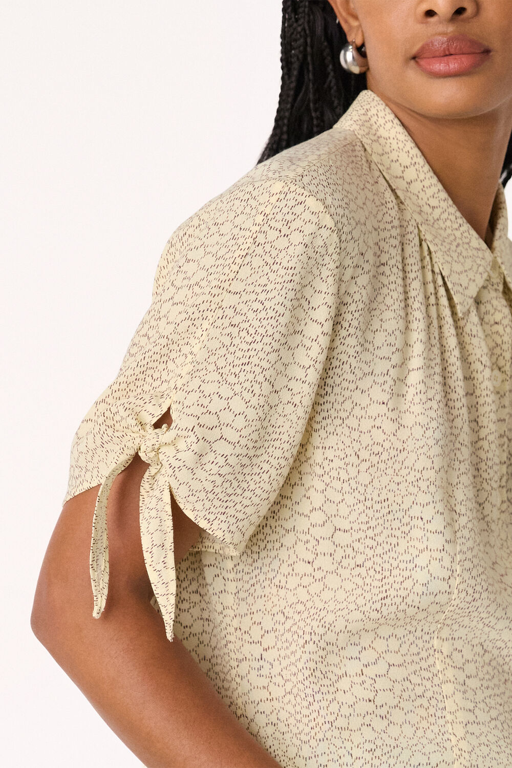Dashed Marks Tie Sleeve Shirt