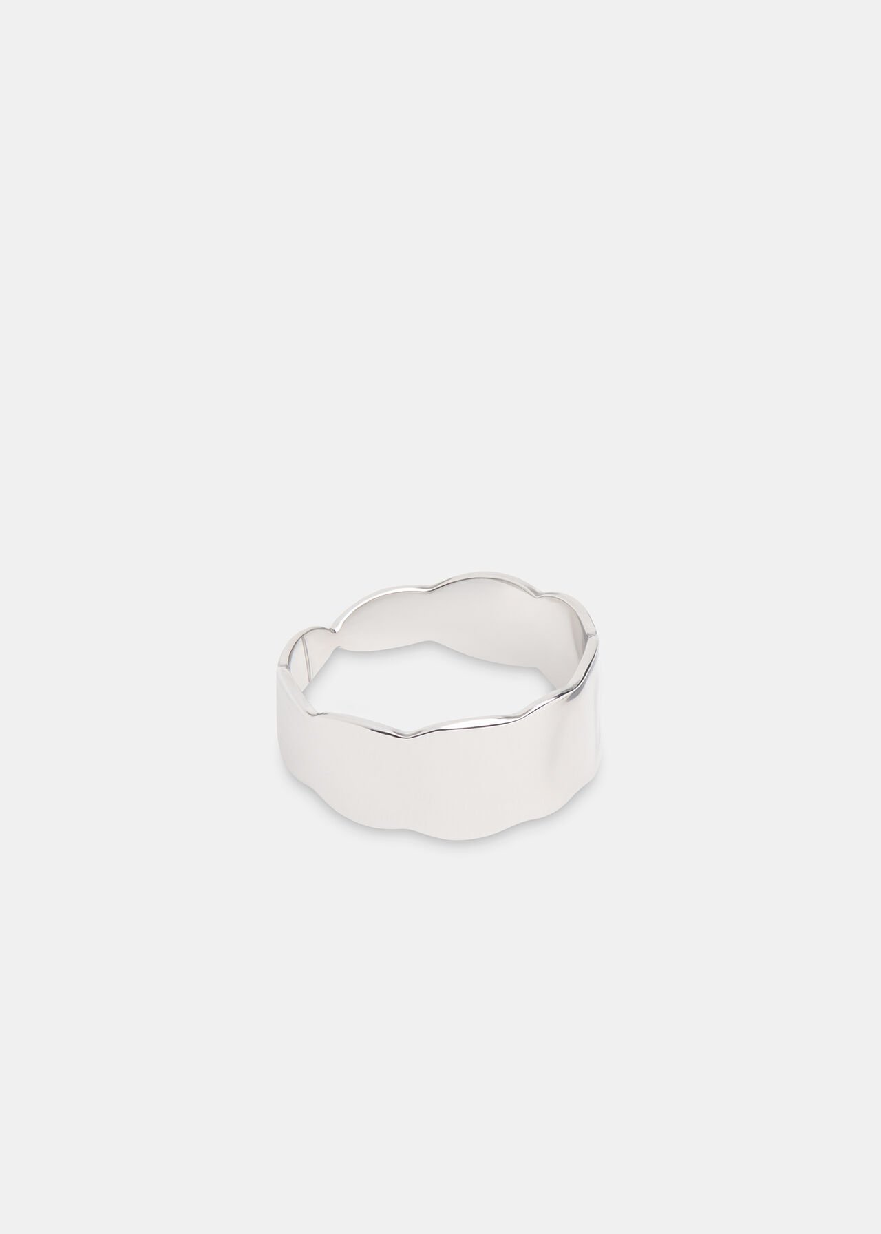 Scalloped Edge Ring