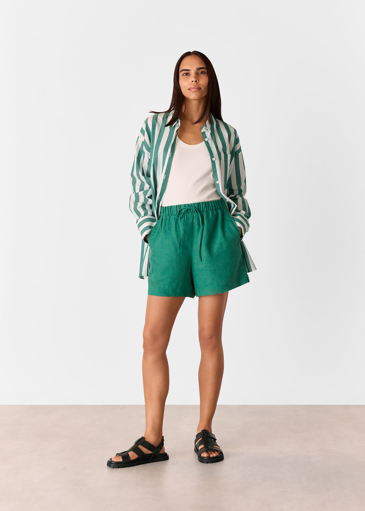 Linen Elasticated Short