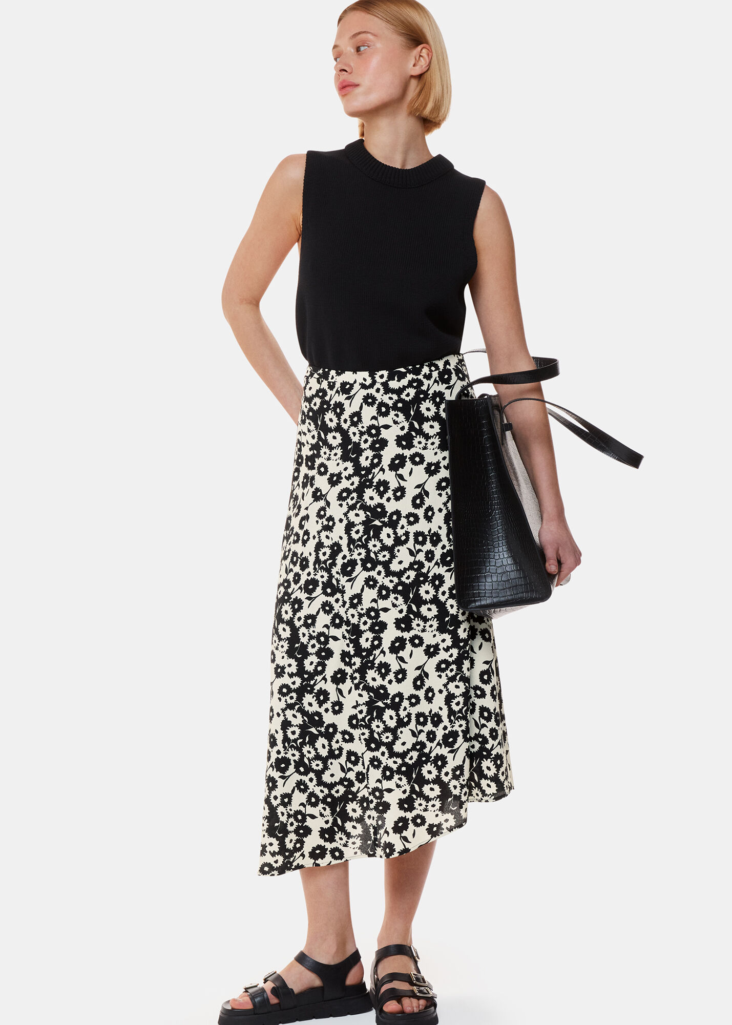 Floral maxi skirt black and white online