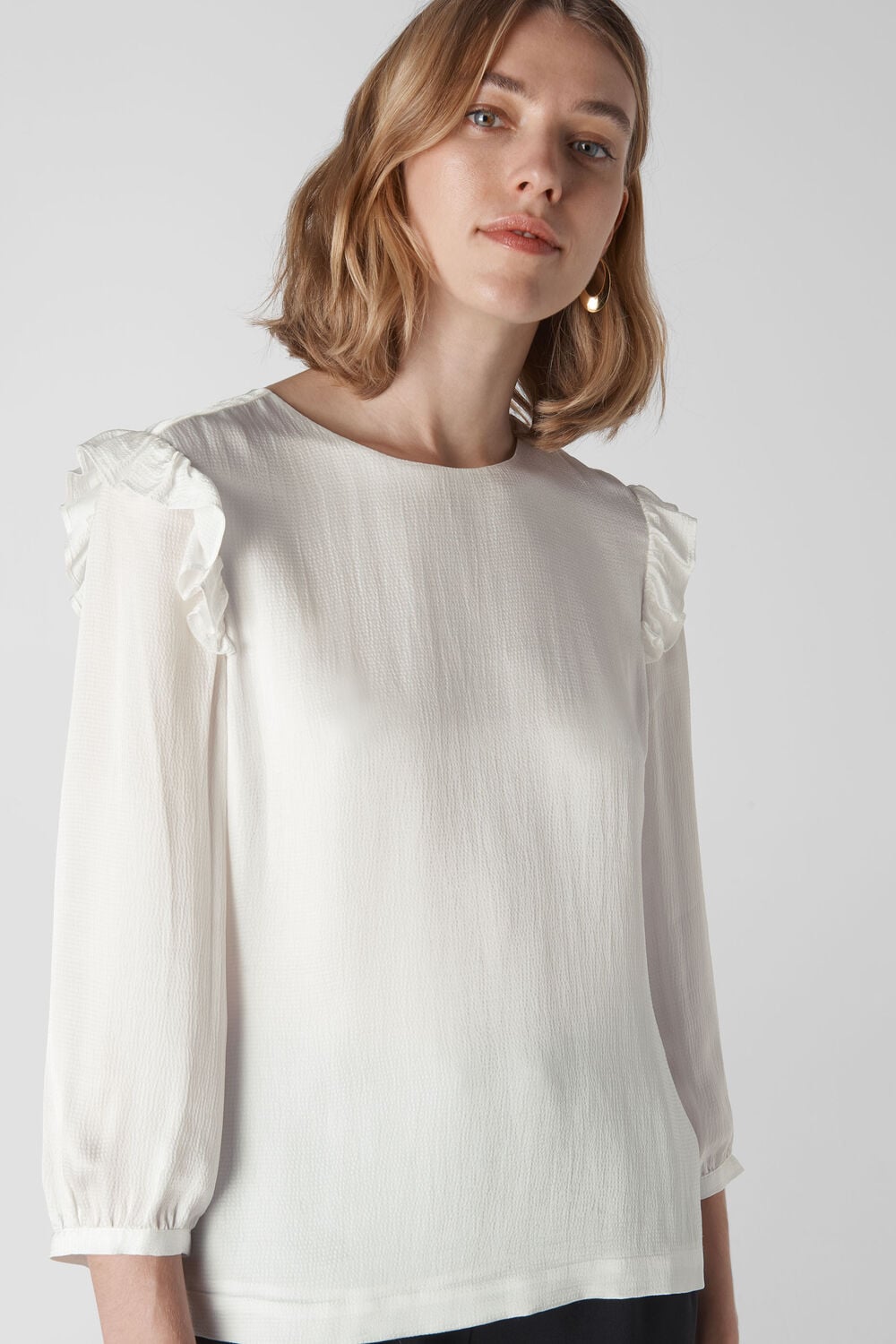 Ellahay Hammered Satin Top Ivory/Multi