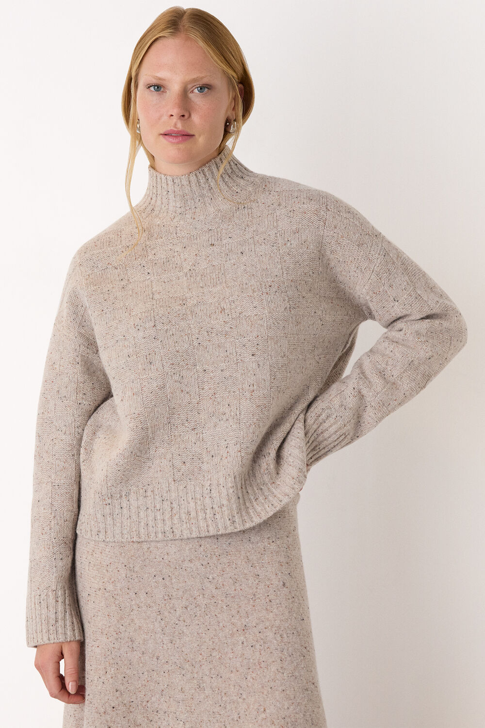 Wool Textured Check Knit