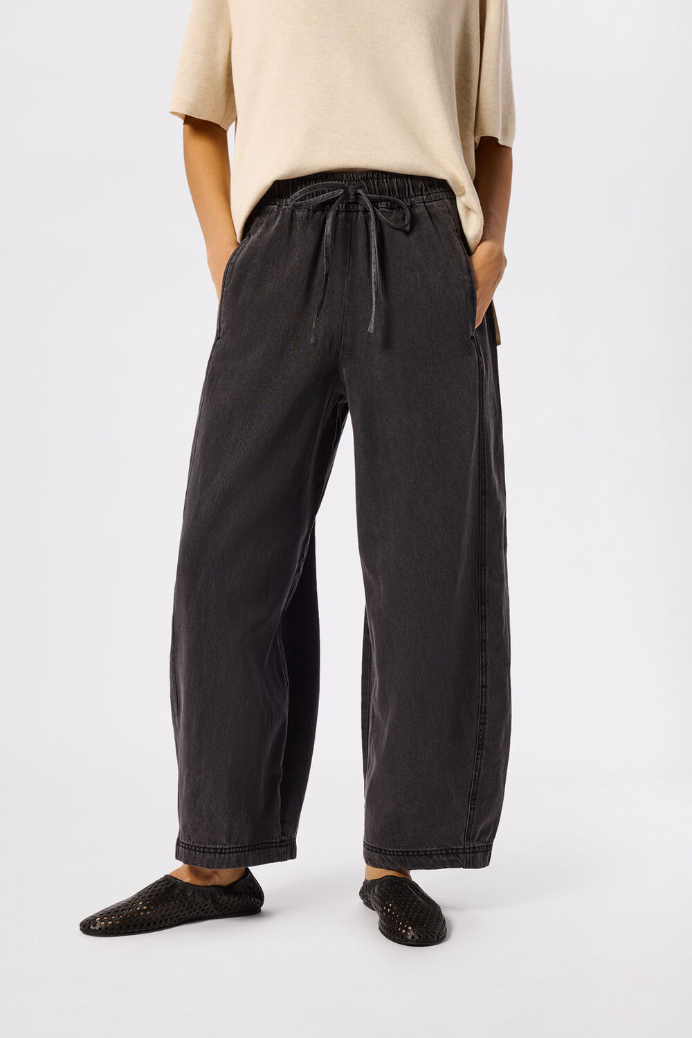 Washed Black Denim Casual Drawstring Barrel Trouser
